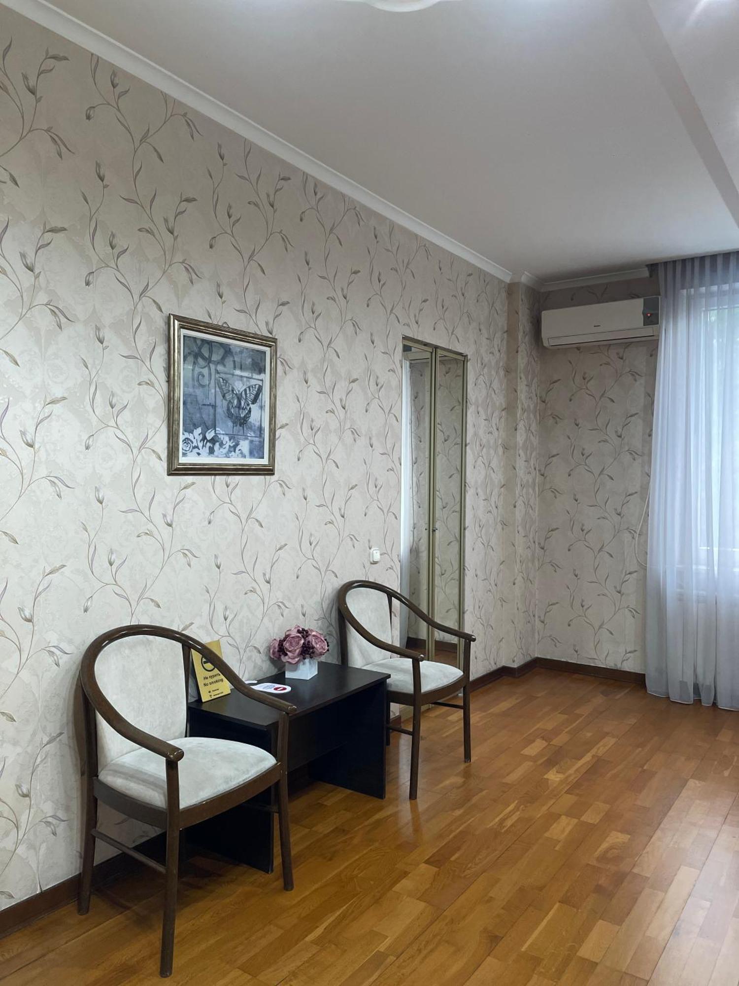 Apartment 5 Almaty Exteriér fotografie